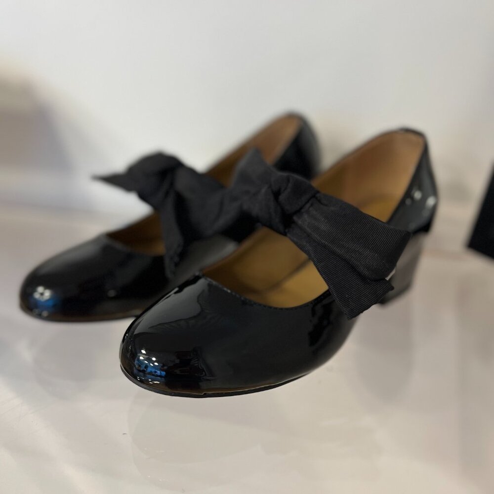 Sam Edelman Kids Teddy Black Pumps Size 2